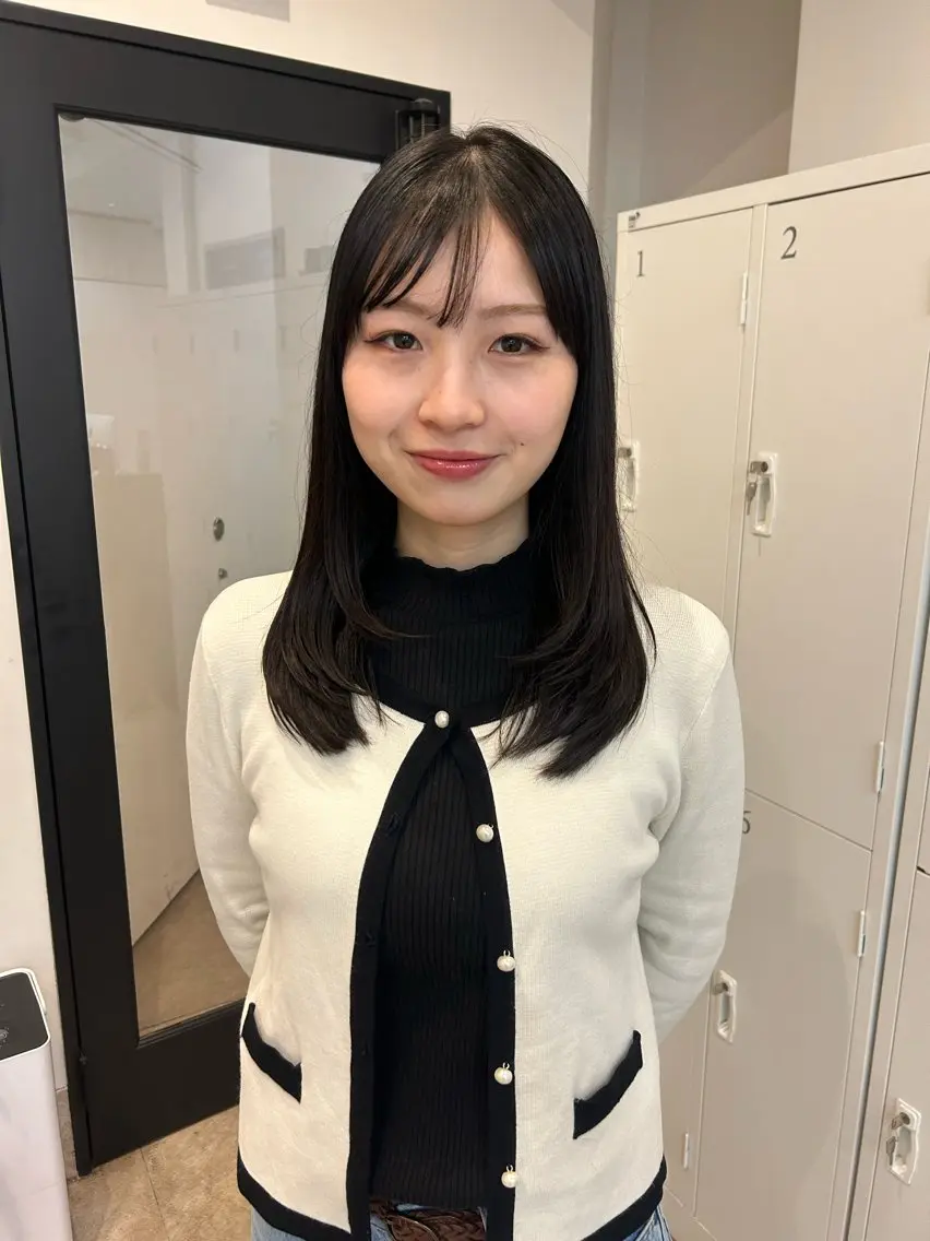 【🥀艶感レイヤーしたい方🥀】艶感イルミナカラーと話題のザクザクレイヤーカットメニュー🎵💫➕超音波トリートメントの写真