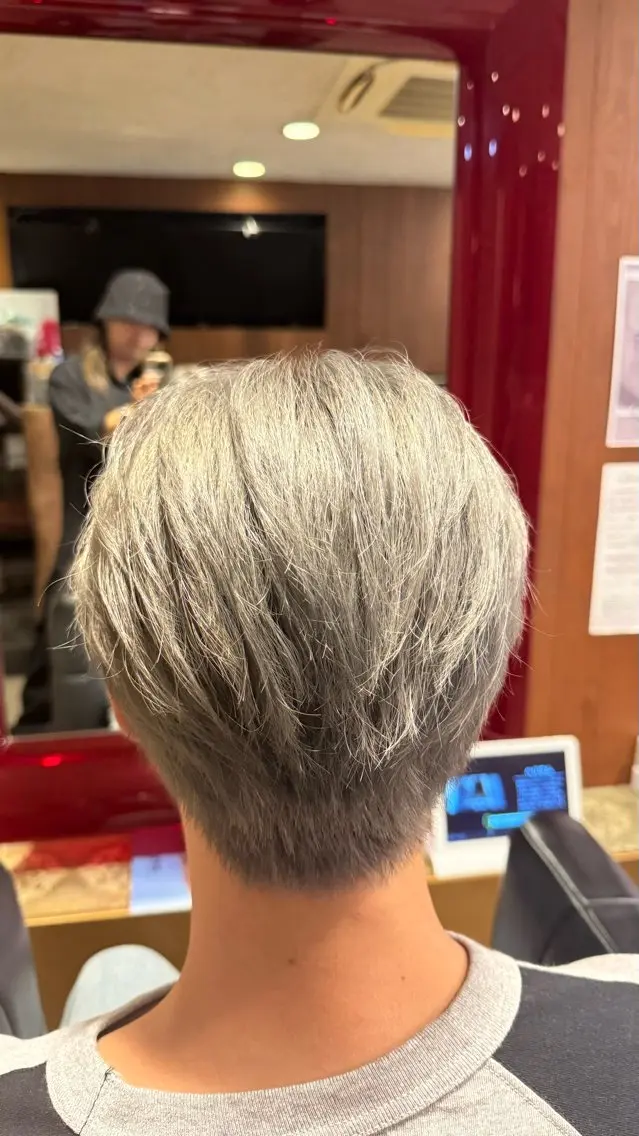 カラー メンズ 水相 智貴のヘアスタイル