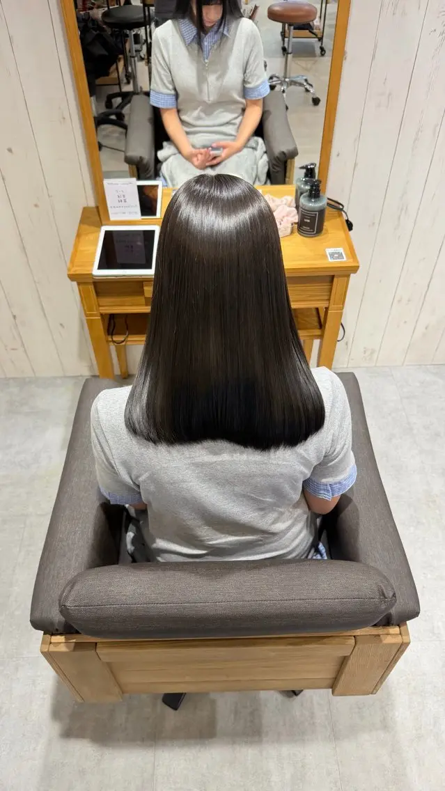 カラー ヘアカラー 阿部 楓のヘアスタイル