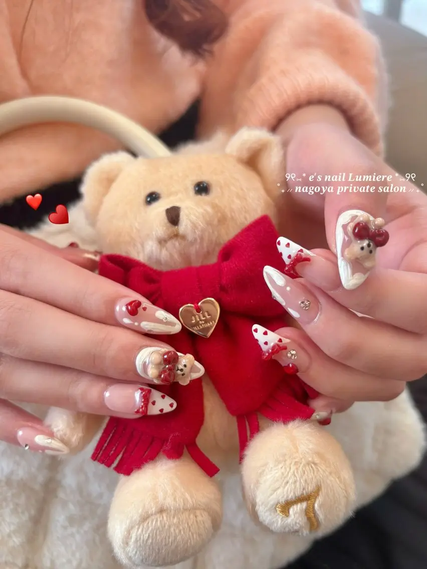 ネイル ハンドネイル ハンドケア e’s nail Lumièreのネイルデザイン