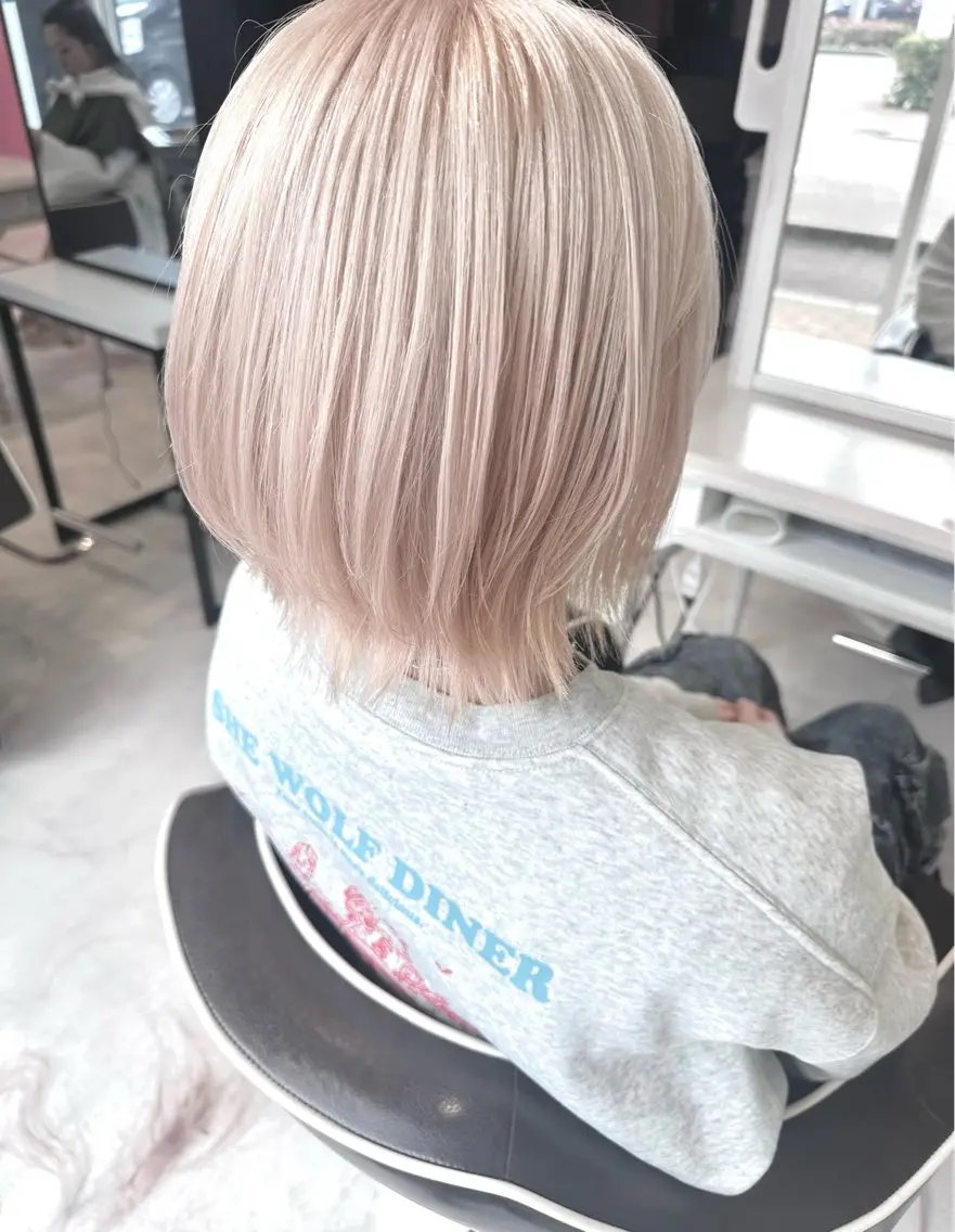 ショート カラー ベージュカラー ホワイトベージュ 💘韓国カラー💘 クルミのヘアスタイル