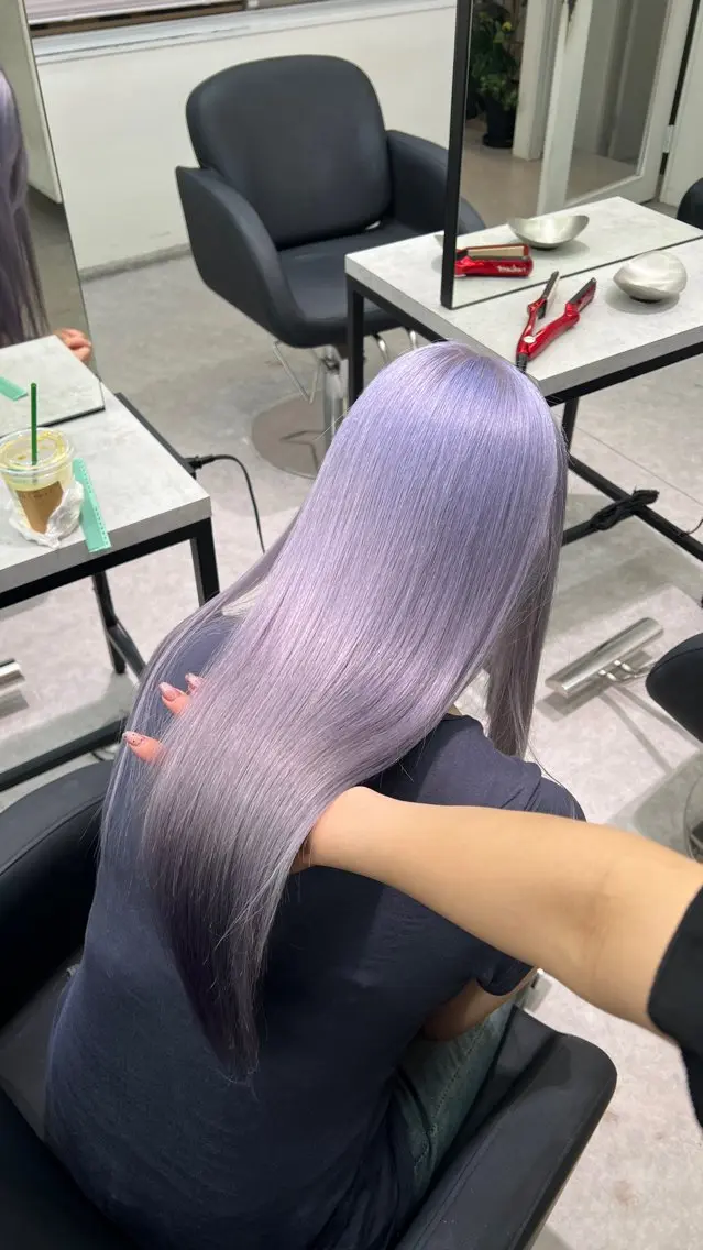 ロング カラー ブリーチ ブロンド ケアブリーチ ハイトーンカラー ラベンダーカラー ヘアカラー 渋谷ハイトーン/ エクステ/さきののヘアスタイル