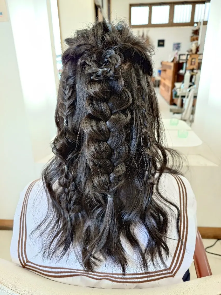 ロング ロング ヘアセット キンジョウ エナミのヘアスタイル