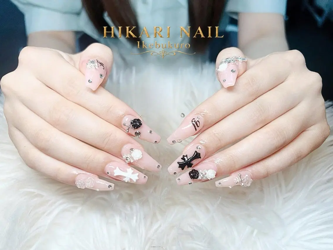 ネイル チークネイル 長さ出し フレンチネイル ガーリー ハロウィン ハンドネイル HikariNail Ikebukuroのネイルデザイン