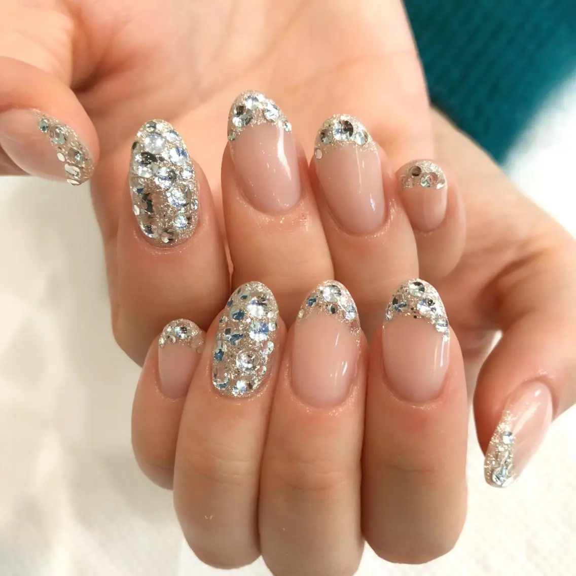 ネイル キラキラネイル Ash関内ネイリスト 荒木のネイルデザイン