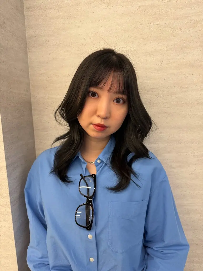 セミロング カラー ヘアアレンジ カット ヘアカラー トリートメント 韓国レイヤーカット/ 儚げカラーチナツのヘアスタイル
