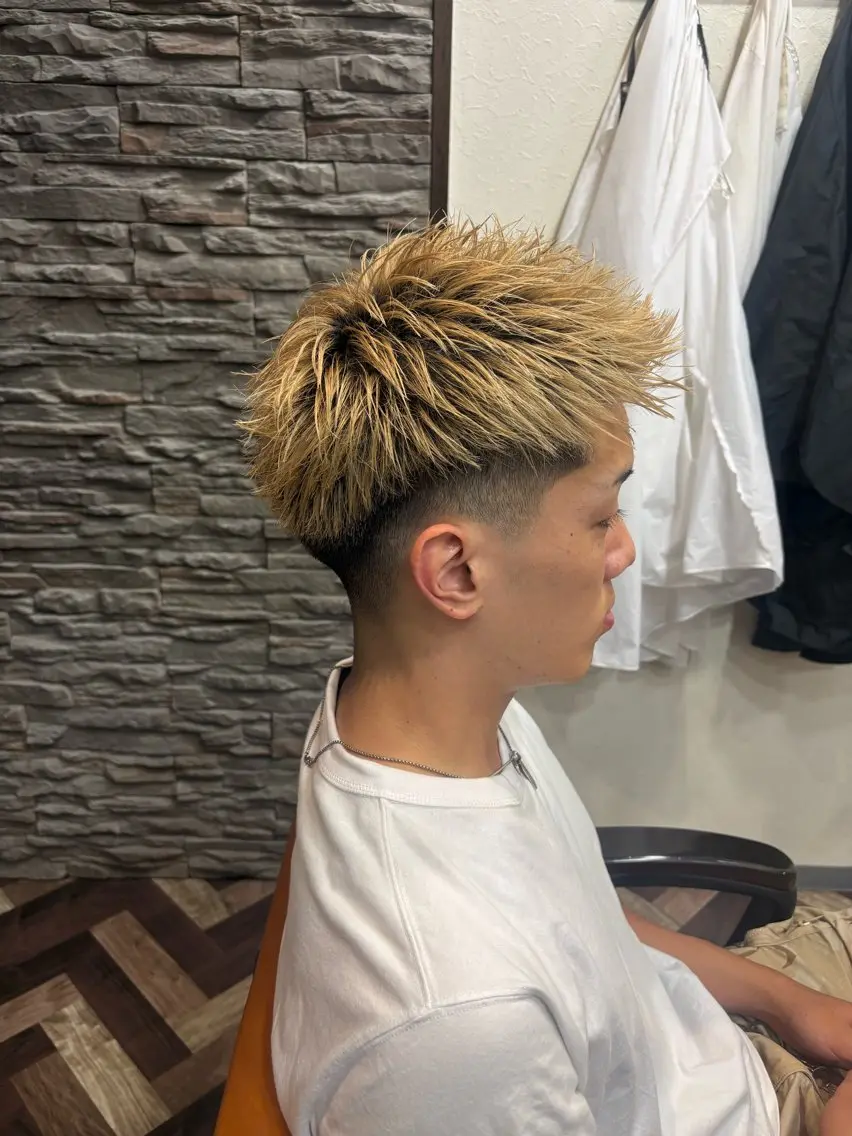 ショート 師玉 功一のヘアスタイル