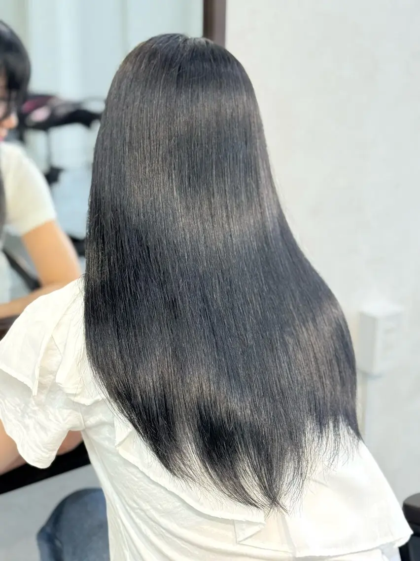 ロング カラー バレイヤージュ ブリーチ ハイトーンカラー エクステ レイヤーカット カット ヘアカラー トリートメント ショーヤ/ブリーチ /エクステのヘアスタイル