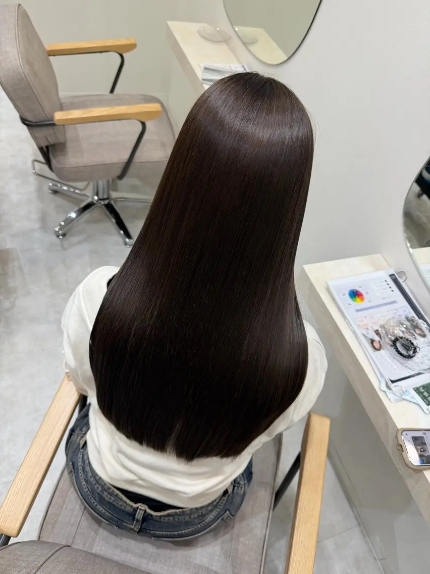 セミロング カット ヘアカラー 縮毛矯正 城崎如哉 髪質改善/縮毛矯正のヘアスタイル