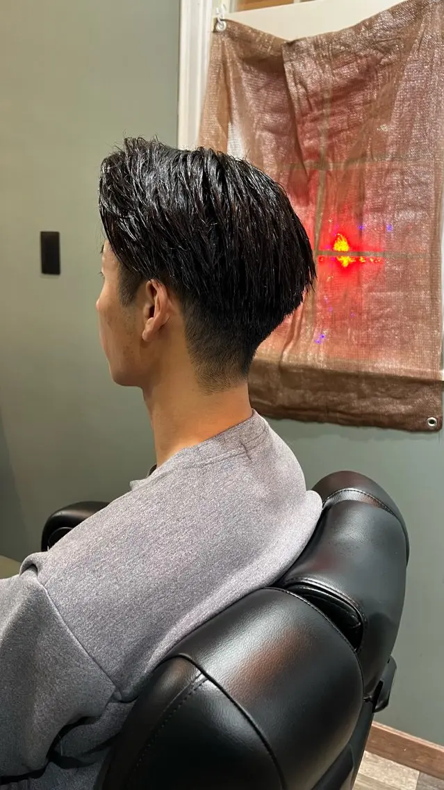 ミディアム メンズ 荻沼 快のヘアスタイル