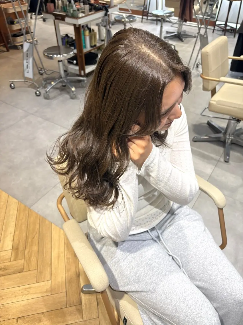 ミディアム カット ヘアカラー 相宮 優羽のヘアスタイル