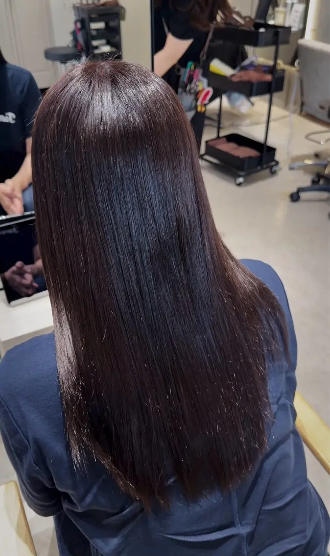 ロング カラー Zina gyonのヘアスタイル
