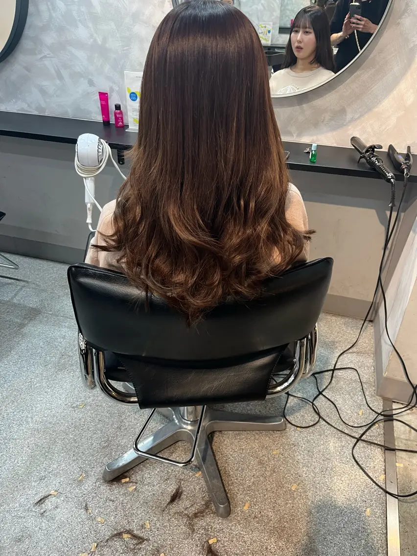 セミロング エクステ 韓国風ヘア 当日予約OKカット モデル濱川響太のヘアスタイル