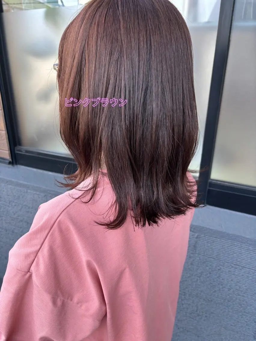 セミロング カラー ブラウンカラー ピンクカラー ピンクブラウン カット ヘアカラー トリートメント 亀山 来未のヘアスタイル
