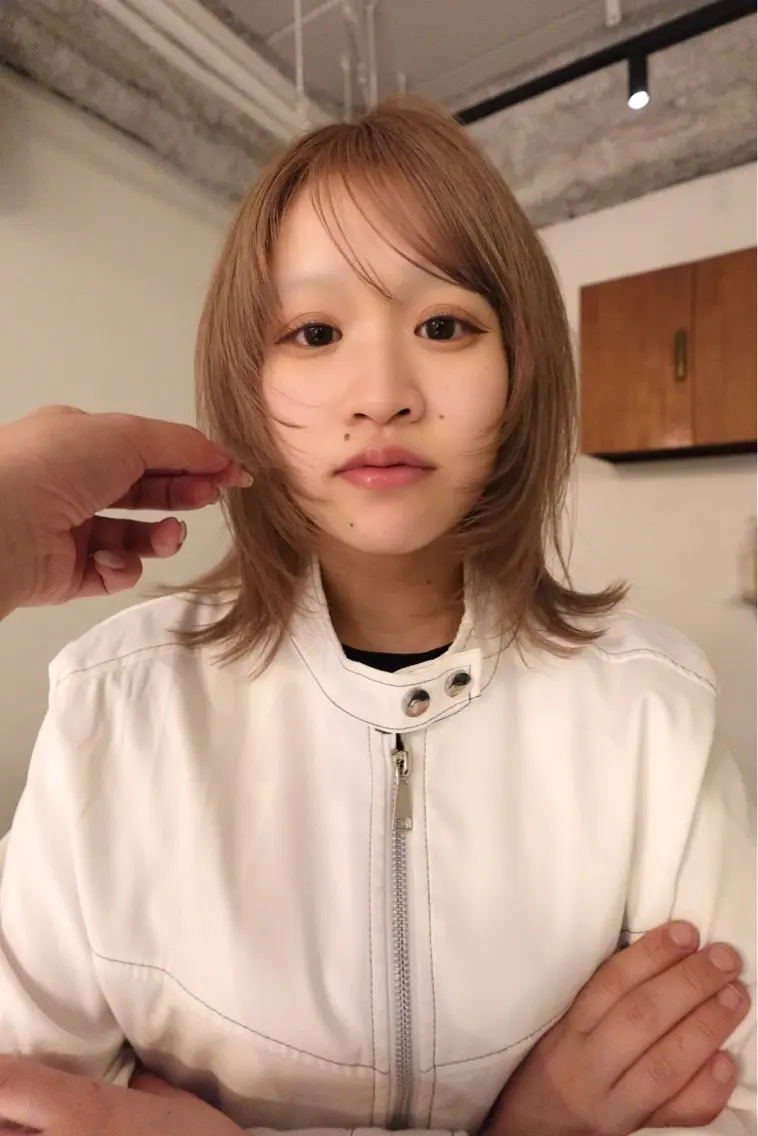 ミディアム カラー ボブ レイヤーカット ヘアカラー Iwai sのヘアスタイル