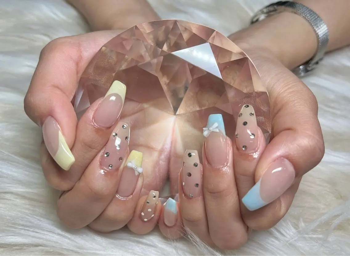 ネイル 長さ出し フラッシュネイル フラッシュマグ フレンチネイル ジェルネイル ハンドネイル Nail&eye Belire 新宿のネイルデザイン