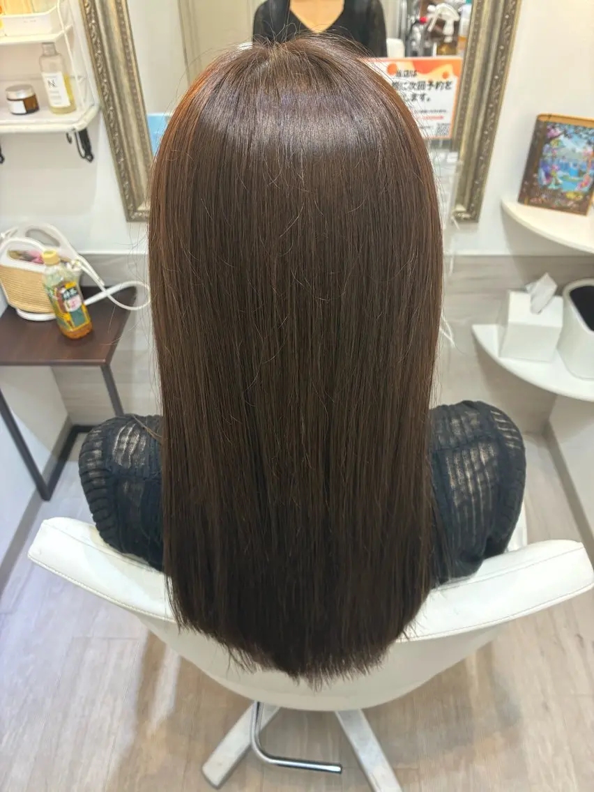 セミロング カラー ✨透明感カラー✨ ☘️くすみカラー☘️のヘアスタイル