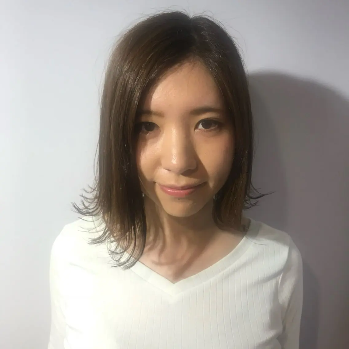 ミディアム 伸ばしかけ カット 🩵MAI🩵 レイヤーカットのヘアスタイル