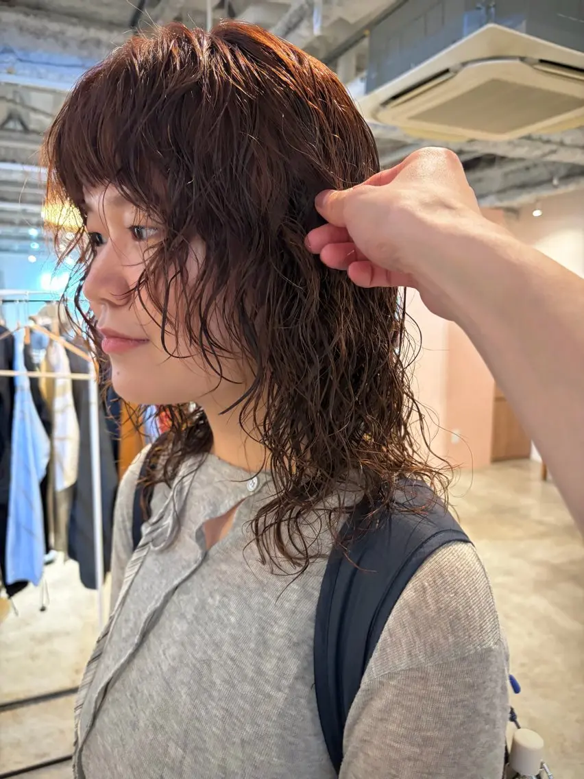 セミロング パーマ セミロングパーマ スパイラルパーマ カット パーマ yu maのヘアスタイル