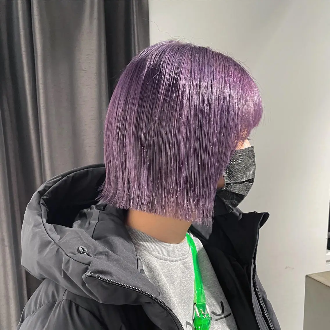 ショート カラー パープルカラー 女性艶髪マンツーマン YUKIのヘアスタイル