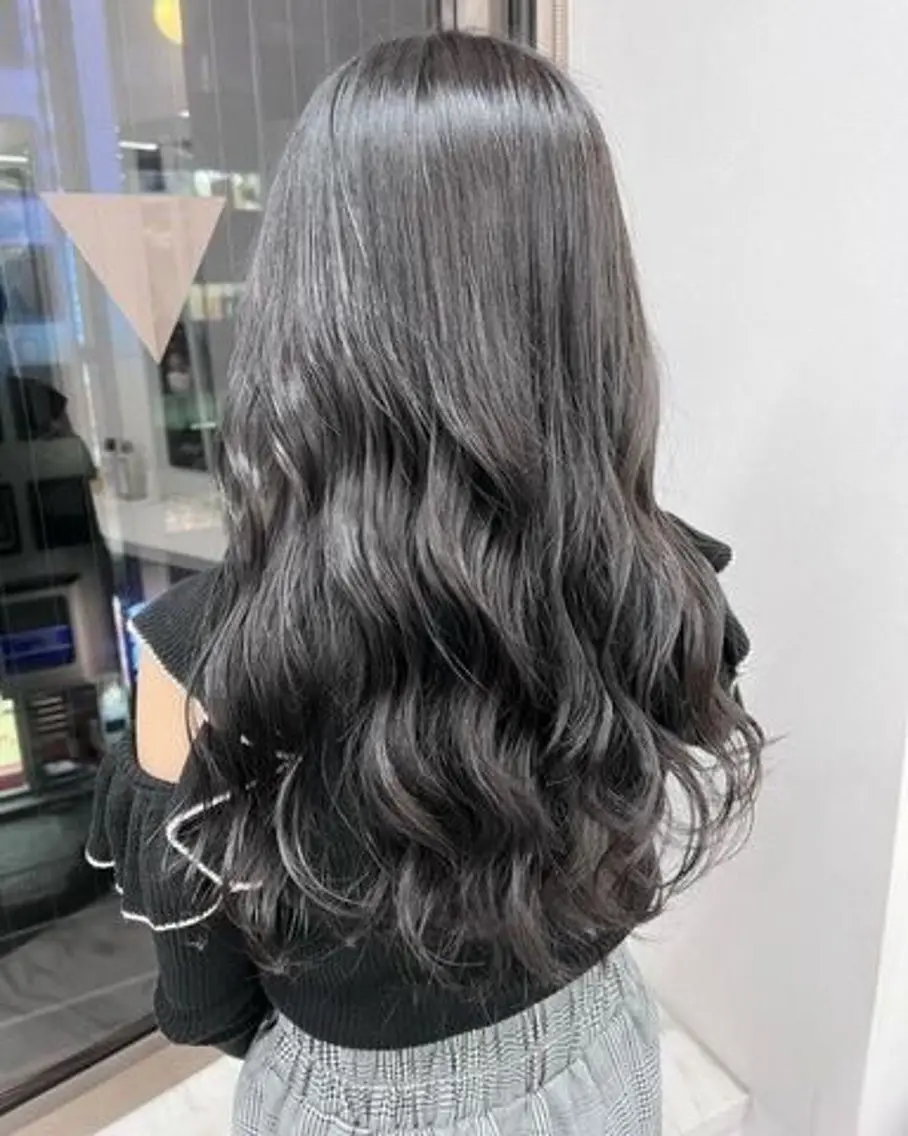 ロング ヘアカラー トリートメント KILLA ゆめか🦋のヘアスタイル