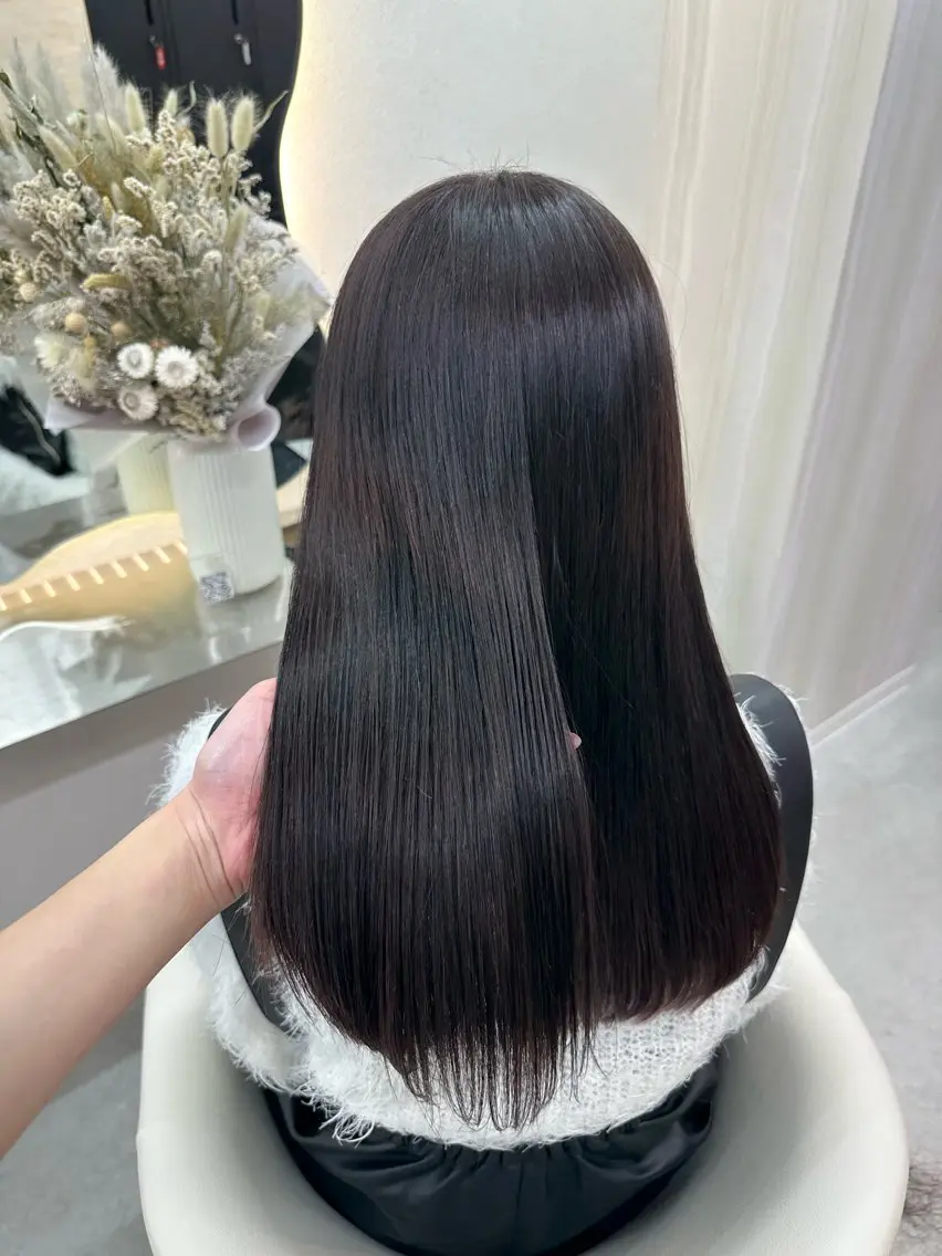 ロング カラー ブリーチ グレージュ ラベンダーカラー ラベンダーグレージュ ラベンダーグレー ヘアカラー トリートメント Rio🎀ブリーチ なし透明感♡顔周り♡のヘアスタイル