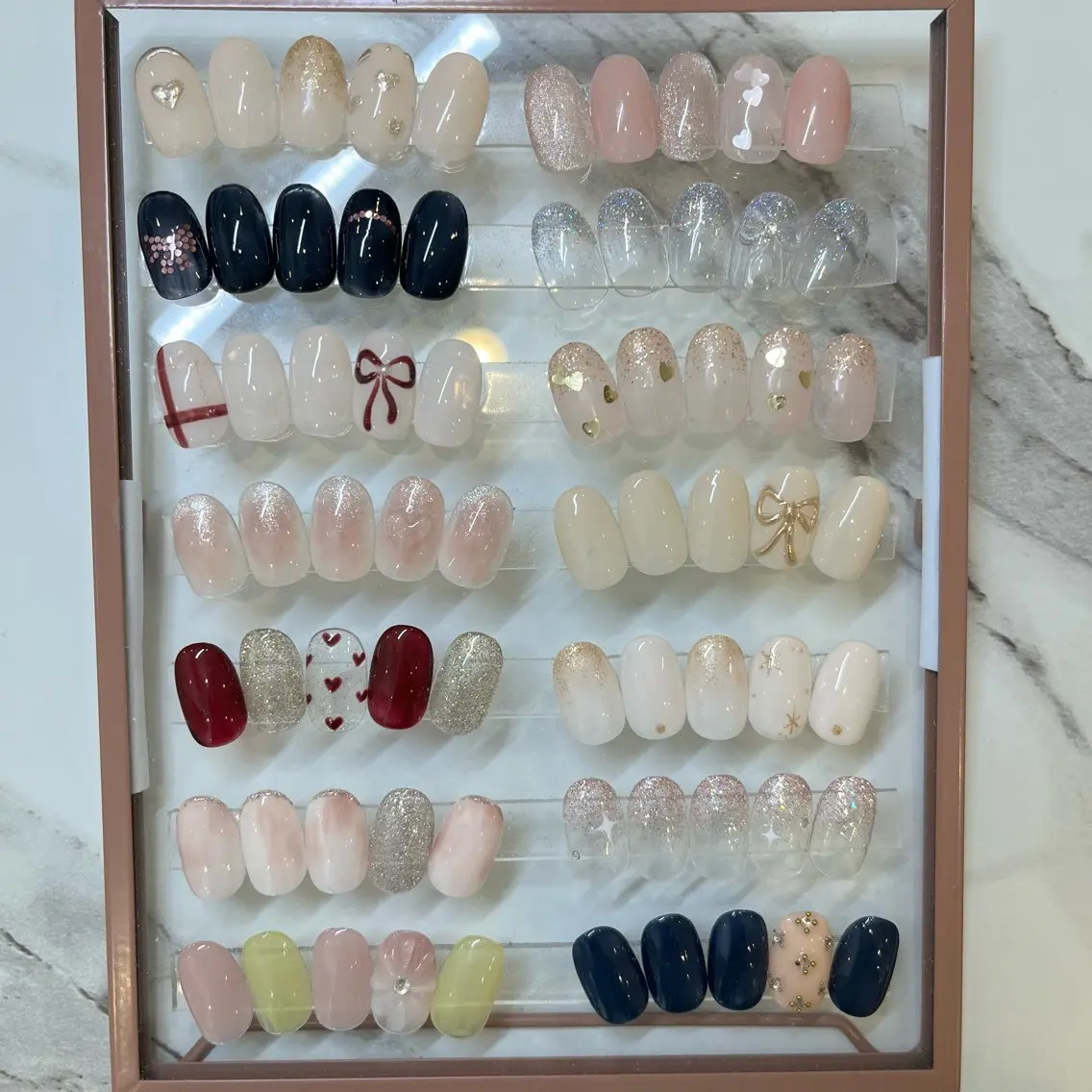ネイル ハンドネイル 杏花梨 ROCCOnailのネイルデザイン