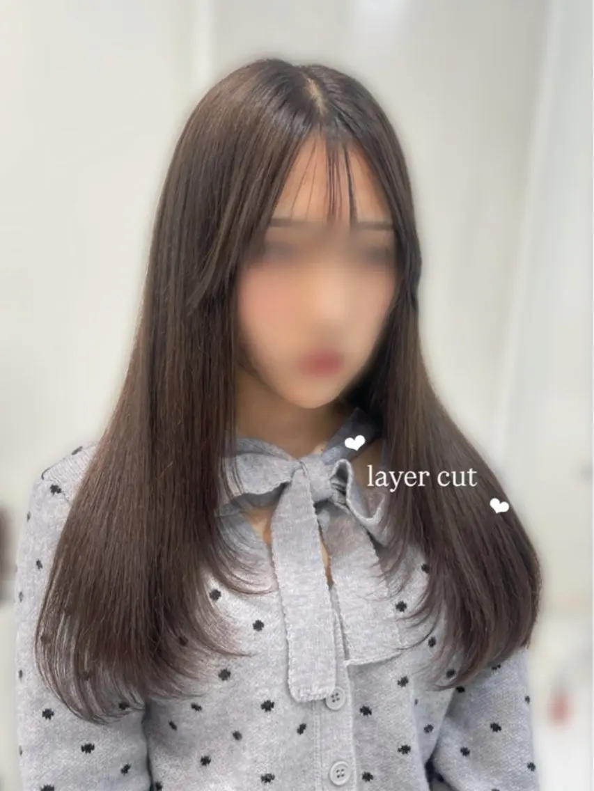 ロング 顔まわりレイヤー レイヤーカット Nanami little 渋谷のヘアスタイル