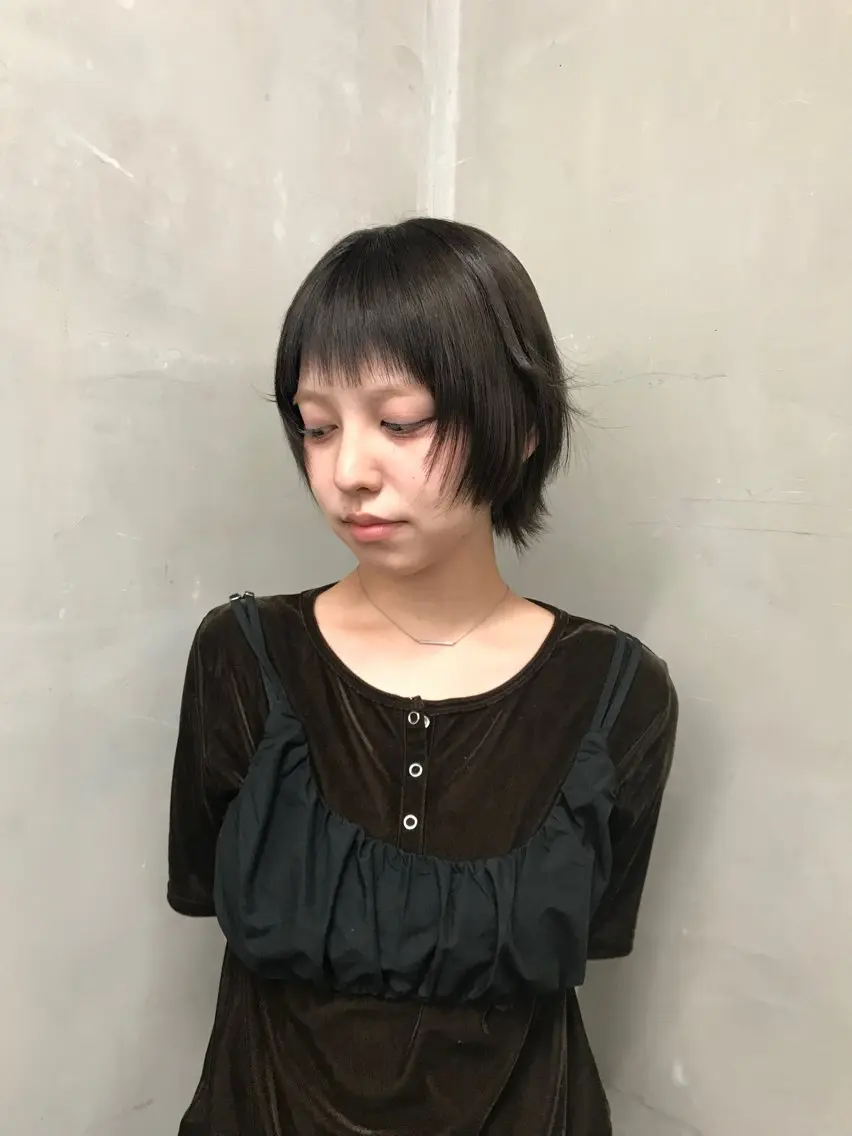 ショート カラー yuumi／透明感 艶モテカラー♡のヘアスタイル