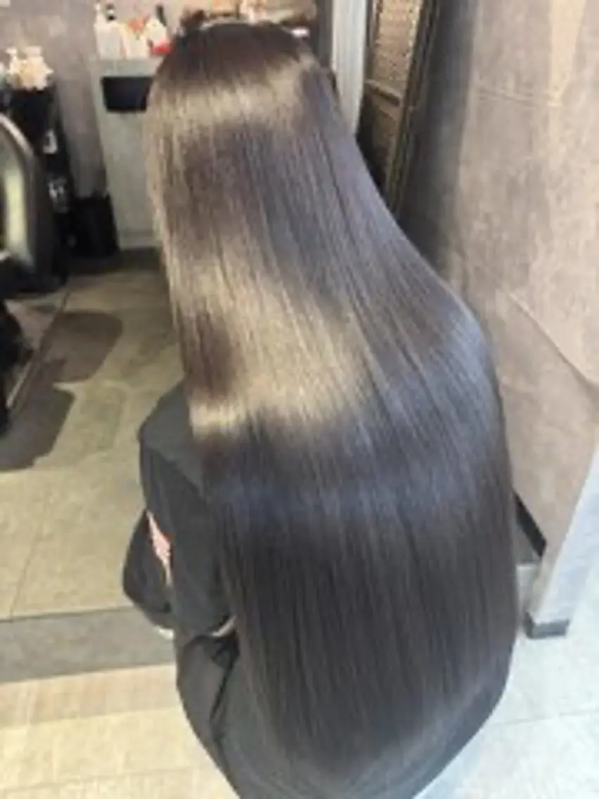 ロング カラー 💜eluあやね💜 🫧カラー・縮毛矯正のヘアスタイル