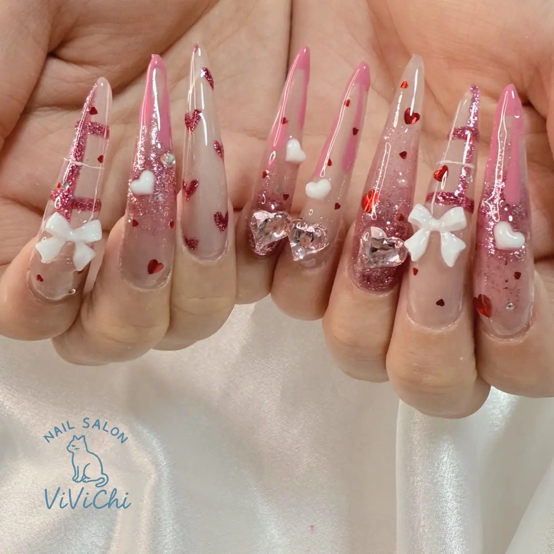 ネイル ハンドネイル ViViChi 梨帆のネイルデザイン