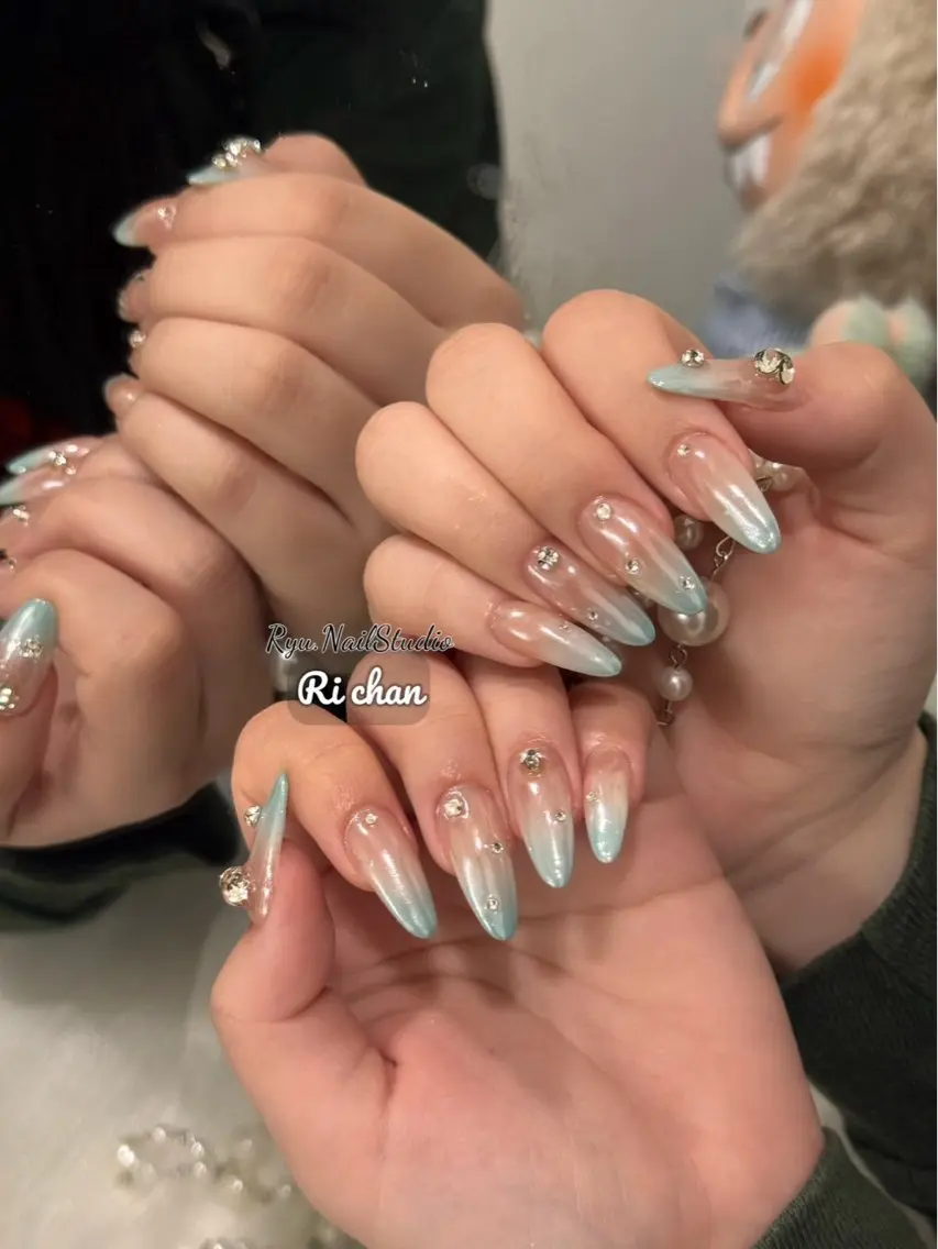 ネイル アートネイル ジェルネイル マグネットネイル ニュアンスネイル シンプルネイル ハンドネイル Ryu Nail NekoChanのネイルデザイン
