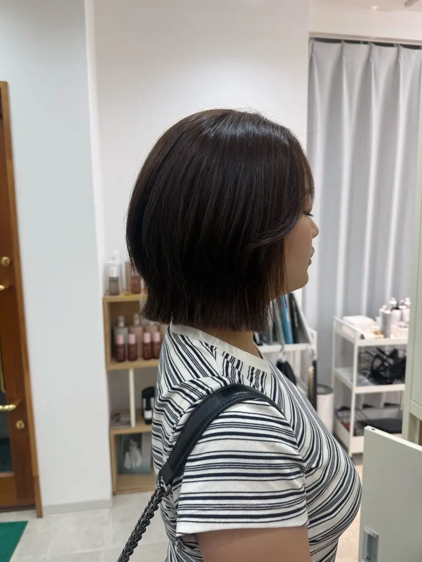 ミディアム ボブ カット ヘアカラー ボブ迷子卒業/トレン ドボブ/あすか🐯のヘアスタイル
