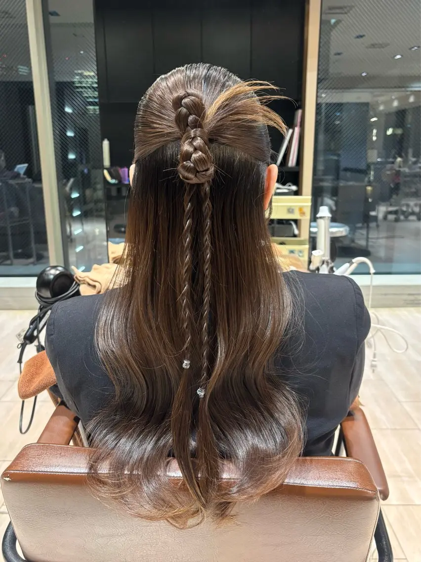 ロング ヘアセット 穂積 未優のヘアスタイル
