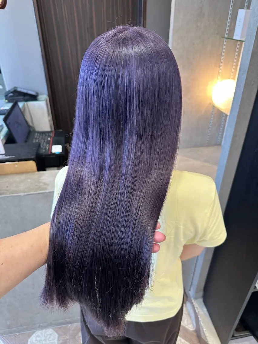 セミロング カラー ベージュカラー ブリーチ ブロンド ケアブリーチ 透明感カラー カット ヘアカラー トリートメント 天神暖色カラー レイヤー・髪質改善のヘアスタイル