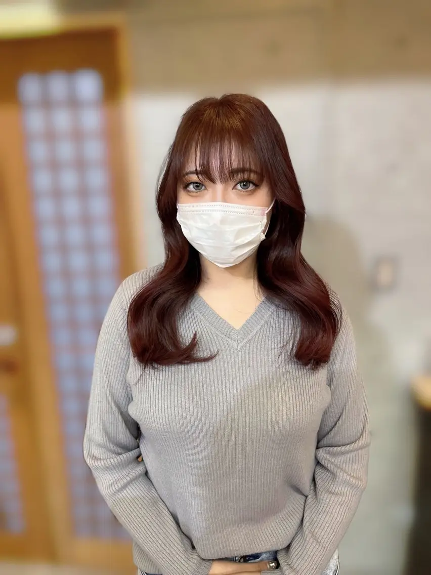 セミロング カラー ブリーチ ブラウンカラー ブリーチなしカラー ピンクカラー ピンクブラウン ヘアカラー トリートメント トレンドレイヤー✂️ RYOTAのヘアスタイル