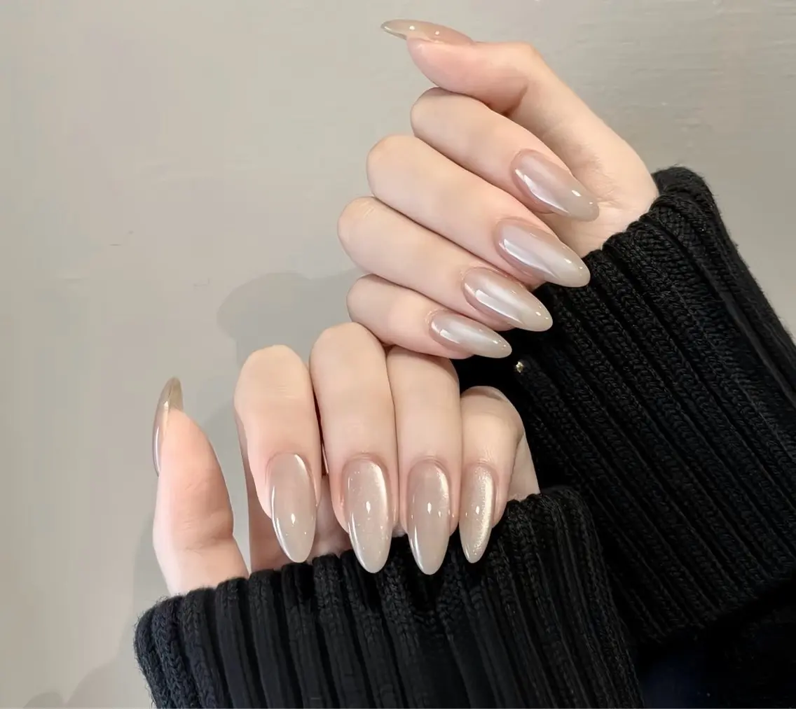 ネイル オーロラネイル 長さ出し フラッシュネイル フラワーネイル ホログラムネイル 🎀 Ruruのネイルデザイン