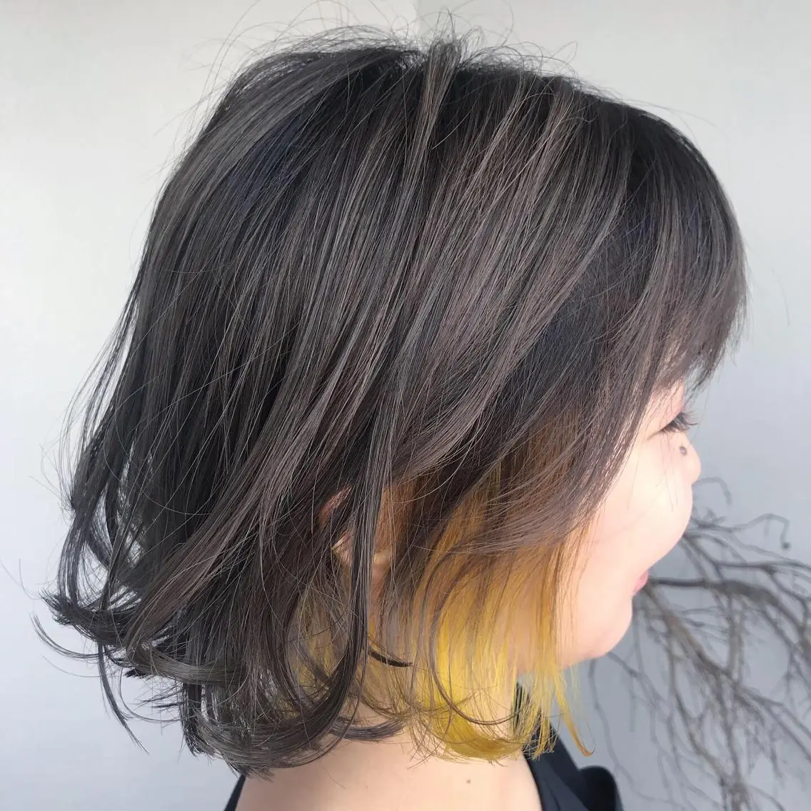 ミディアム カラー イヤリングカラー グレージュ イエローカラー 大嶋 宏隆のヘアスタイル