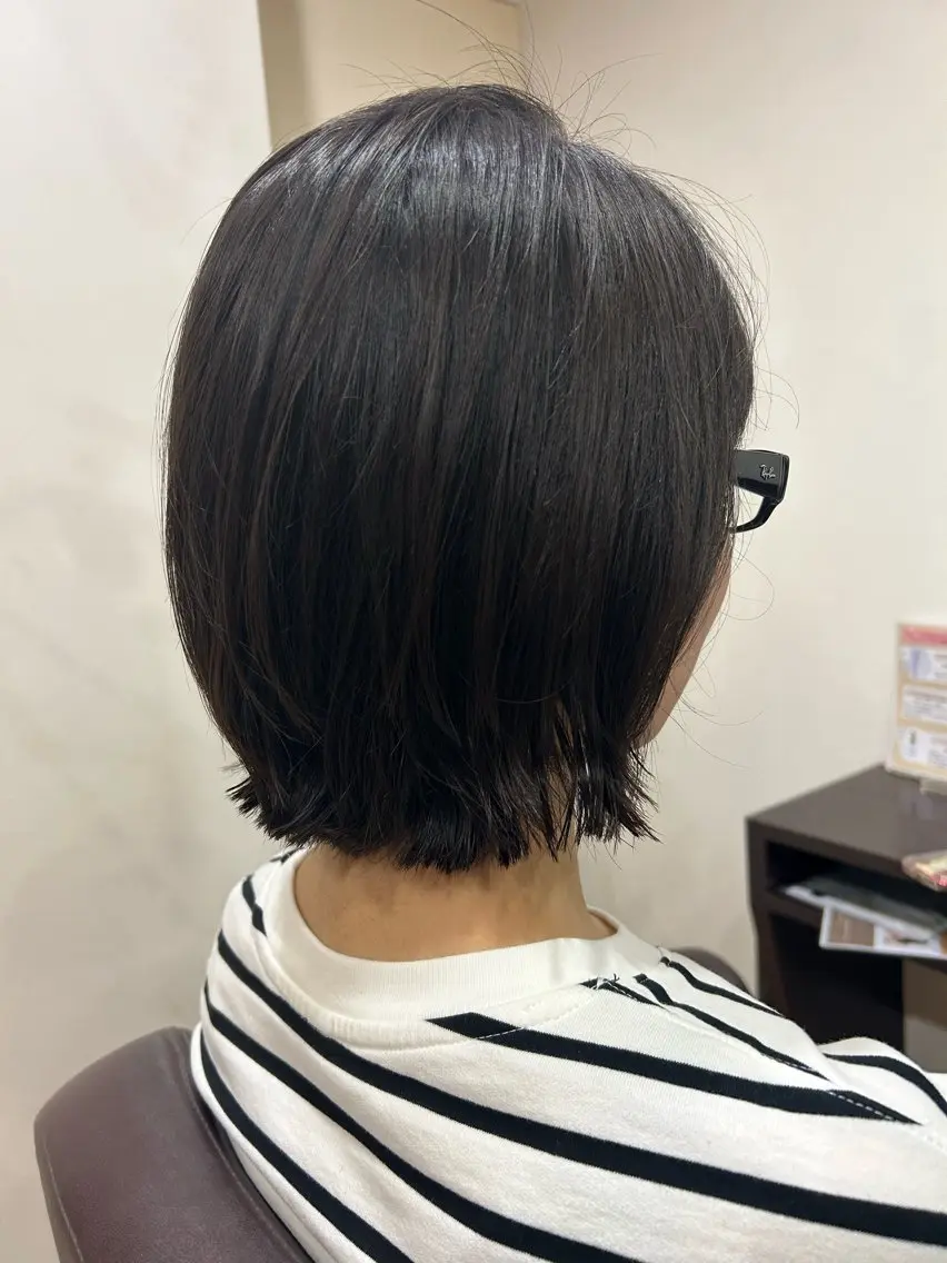 ミディアム 河上 玲のヘアスタイル