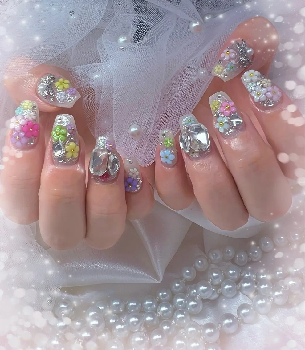 ネイル チークネイル フレンチネイル ガーリー グラデーション マグネットネイル ハンドネイル Chill Nailsalonのネイルデザイン