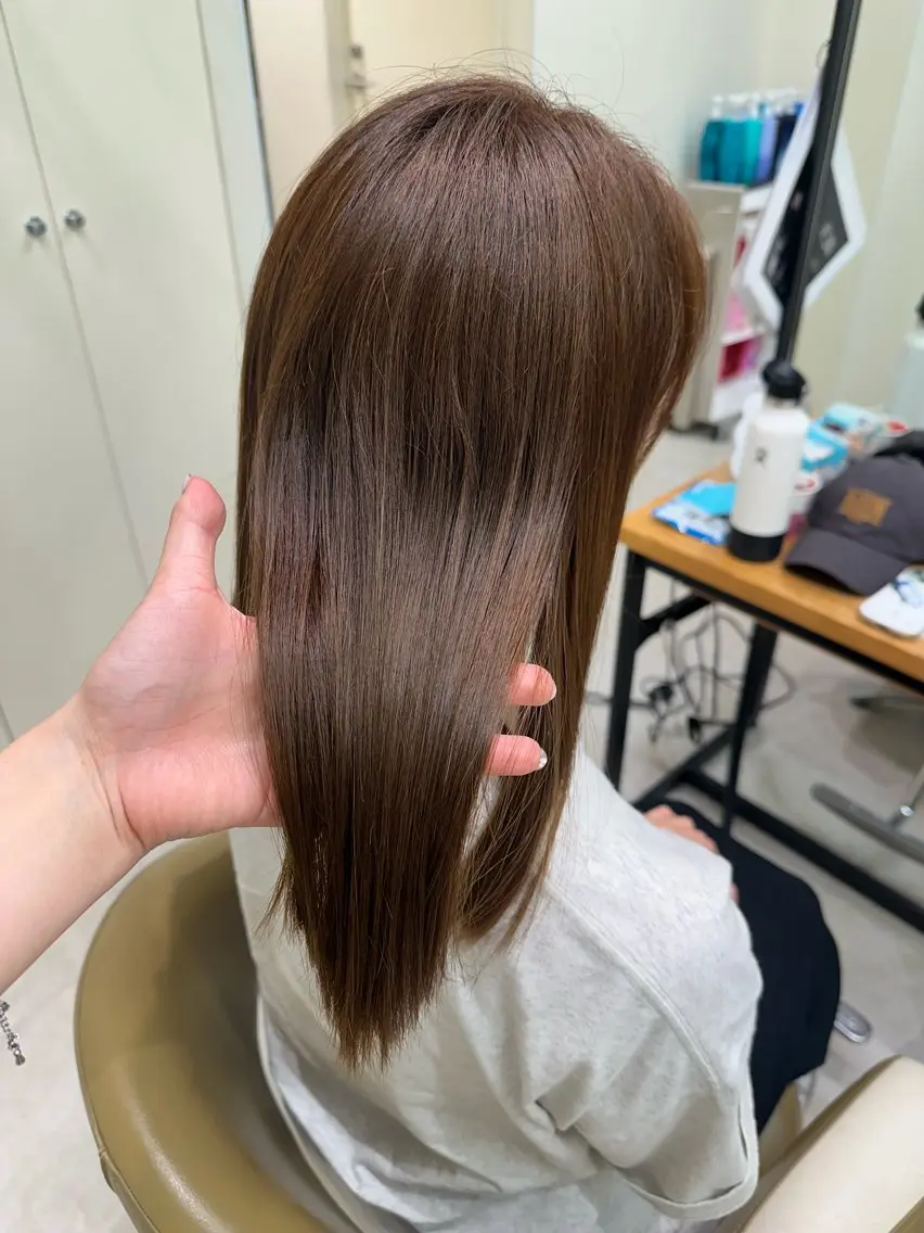セミロング カット ヘアカラー 透明感カラー レイヤー/AIKAのヘアスタイル