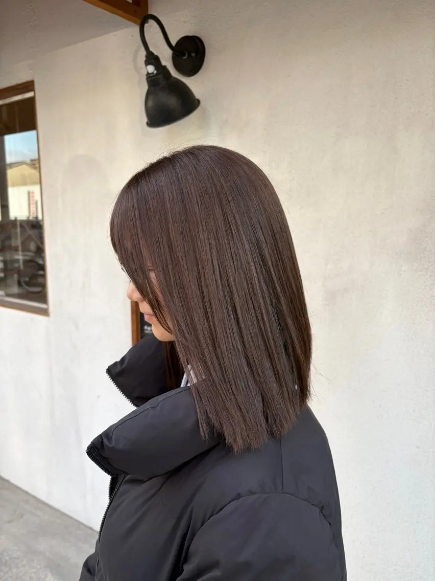 カラー newi京橋 chiyumiのヘアスタイル