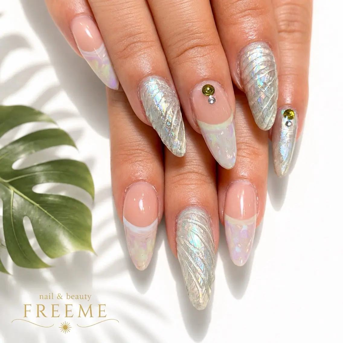 ネイル ハンドネイル 🌿FREEME 🗽アビ🌿のネイルデザイン