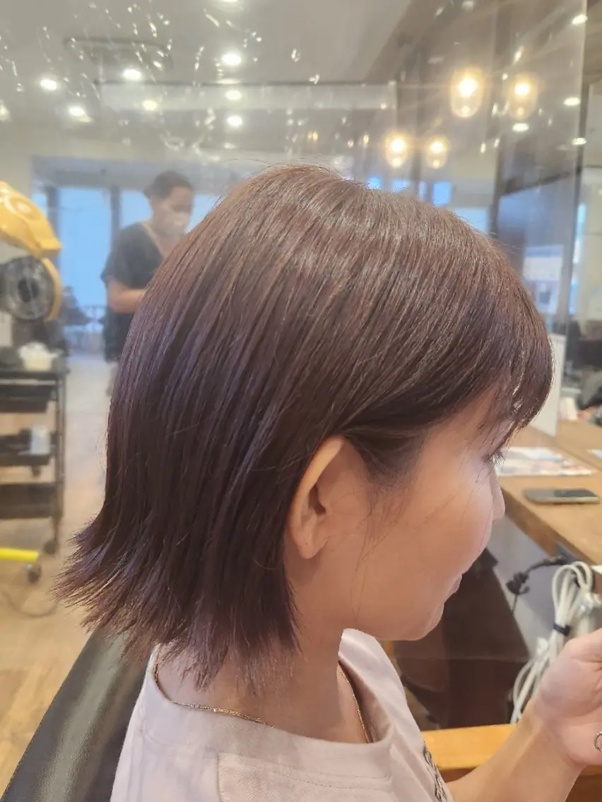 ショート カット ヘアカラー 橘 莉穂のヘアスタイル