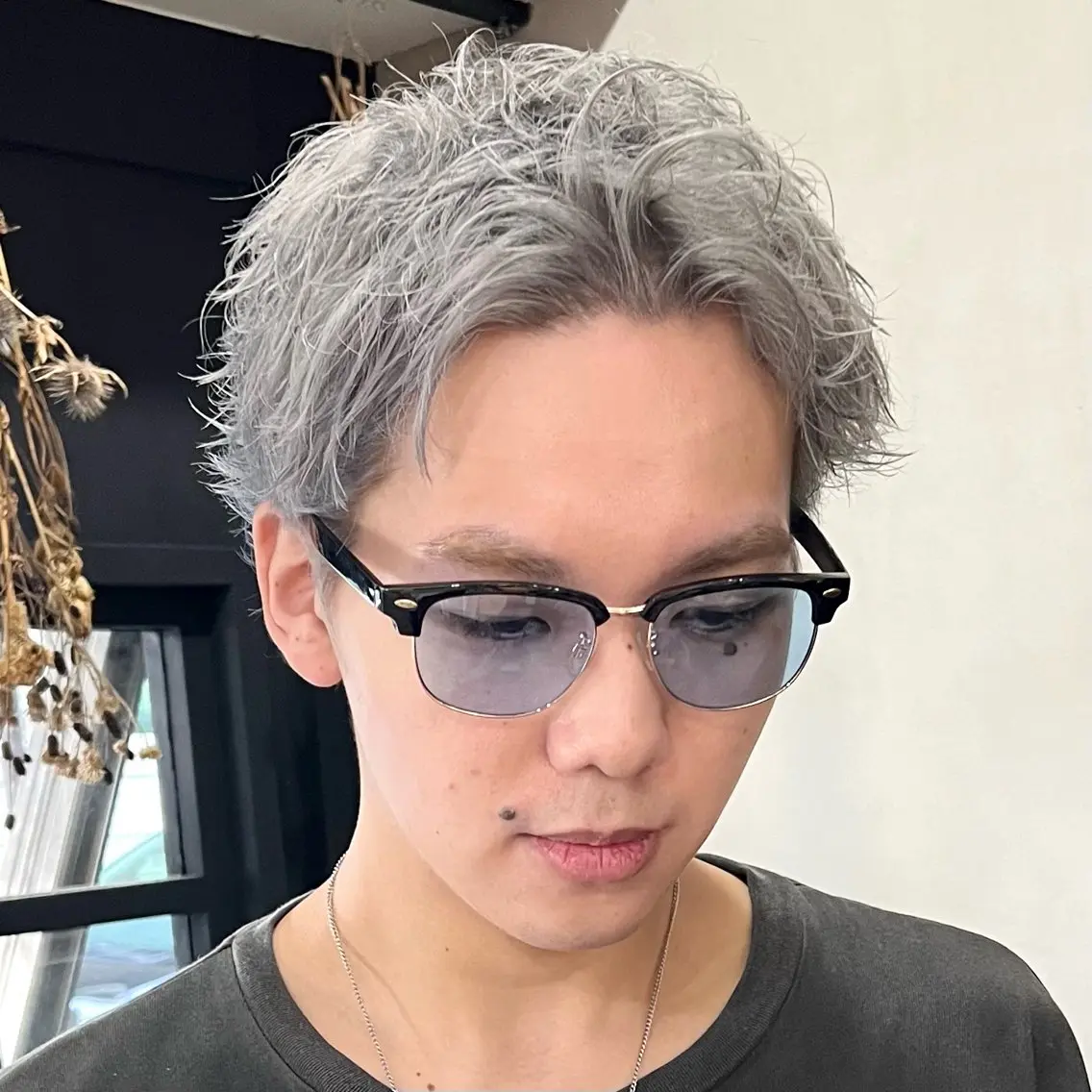 🫐メンズカット+ダブルブリーチ(ブリーチ2回)+カラー🫐#ブリーチカラー#メンズカラーの写真