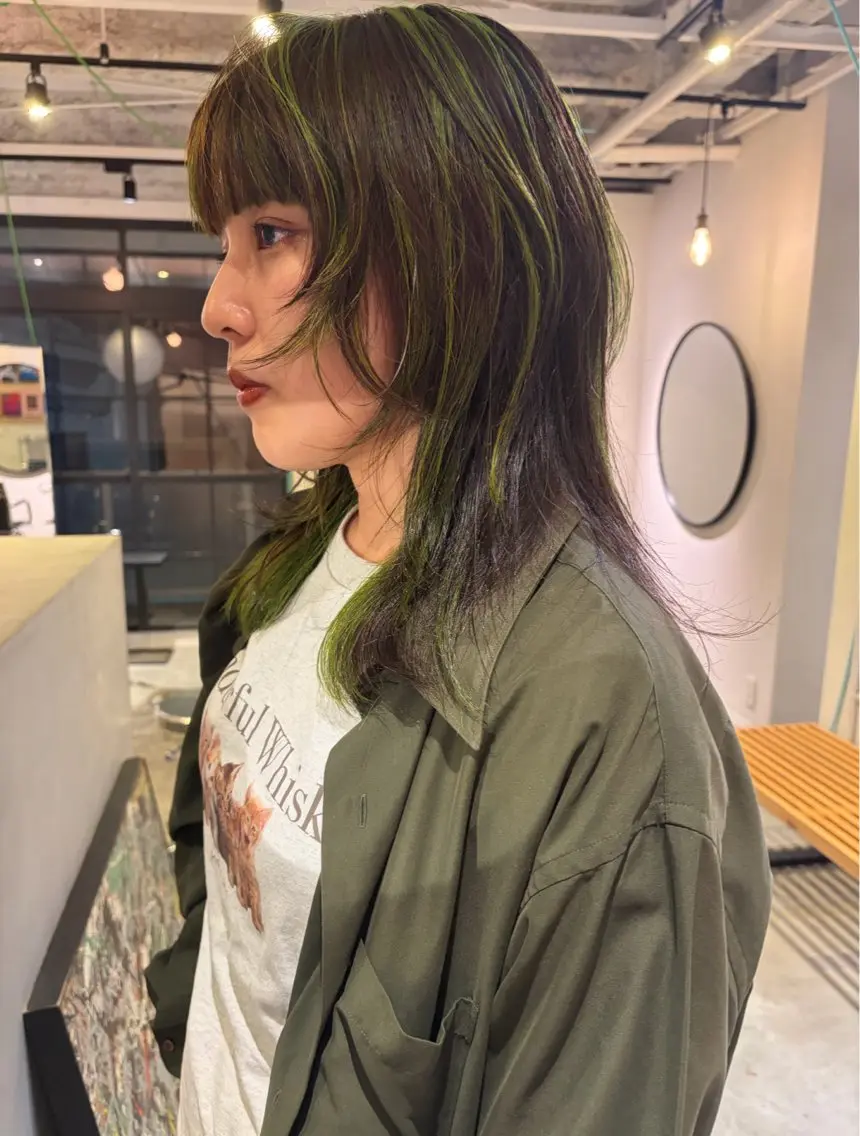 ミディアム カラー ハイライトカラー ハイライト カット ヘアカラー トリートメント 村上雅人 ナチュラルモードのヘアスタイル