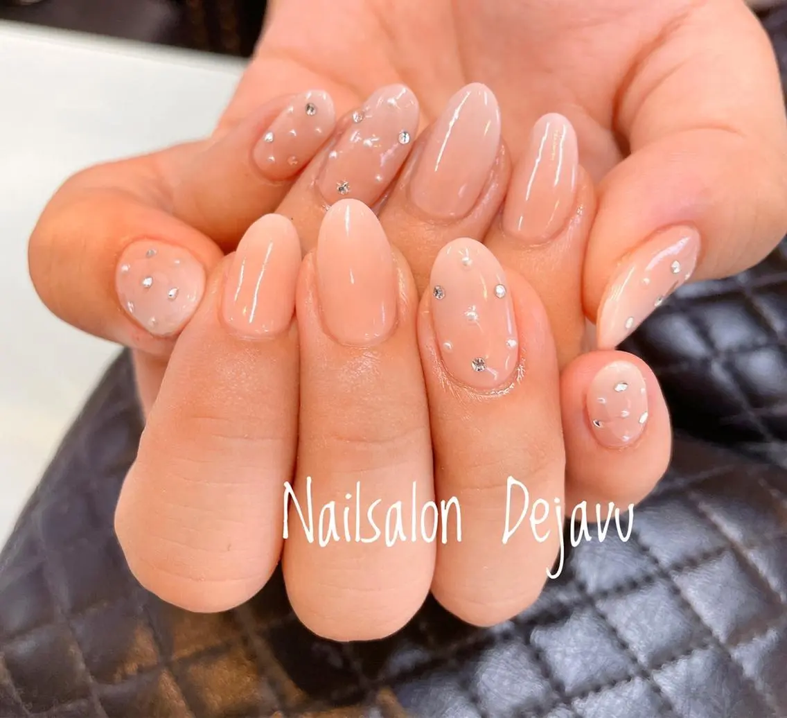 ネイル アートネイル ジェルネイル グラデーション キラキラネイル ワンカラーネイル ハンドネイル Nailsalon Dejavuのネイルデザイン
