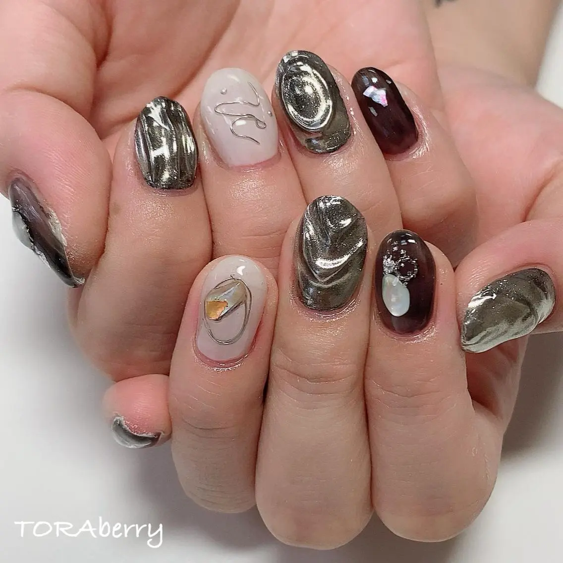 ネイル ハンドネイル ネイリスト なつみのネイルデザイン