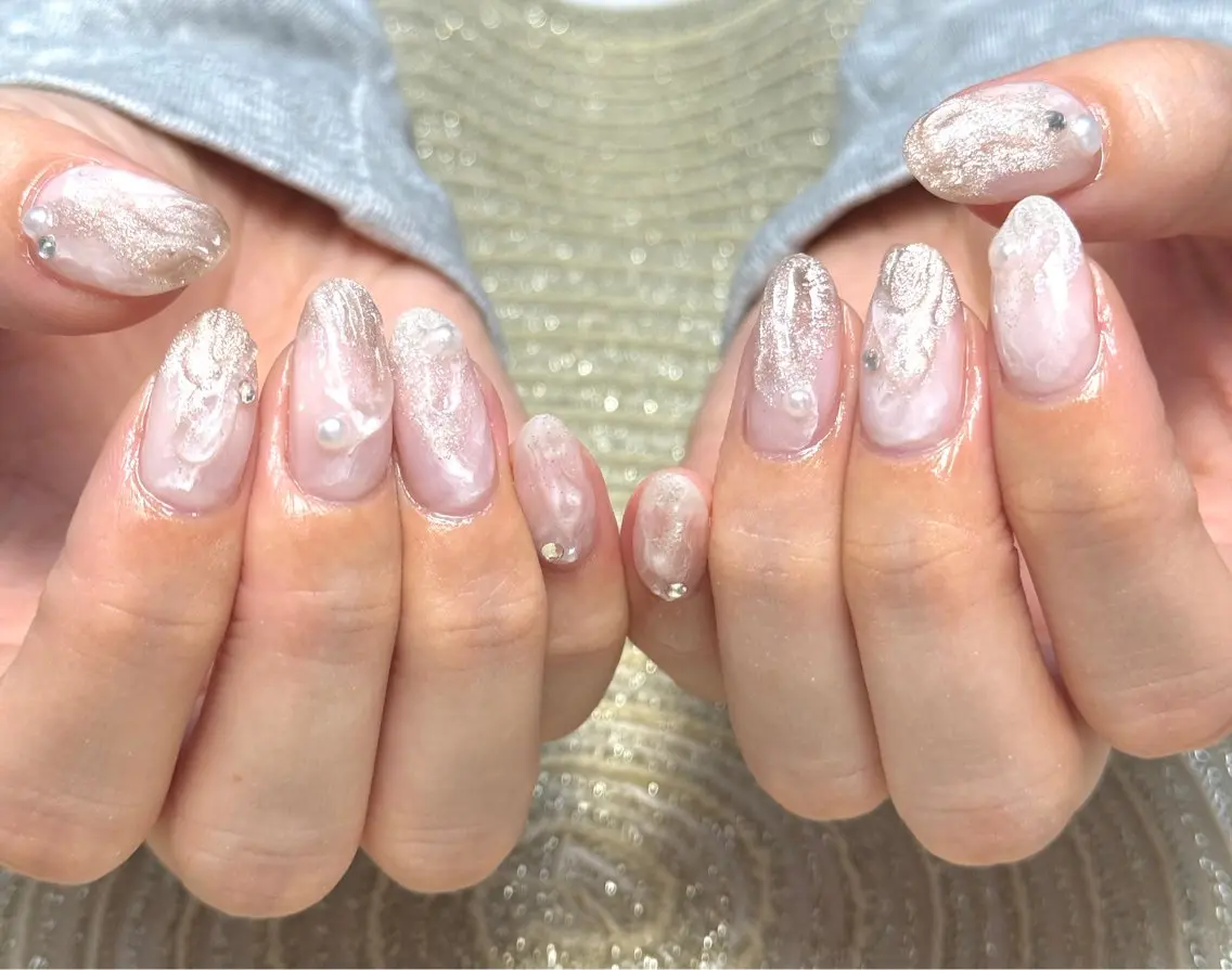 ネイル ラメ(グリッター) ラメグラデーション ニュアンスネイル ハンドネイル moa nailのネイルデザイン