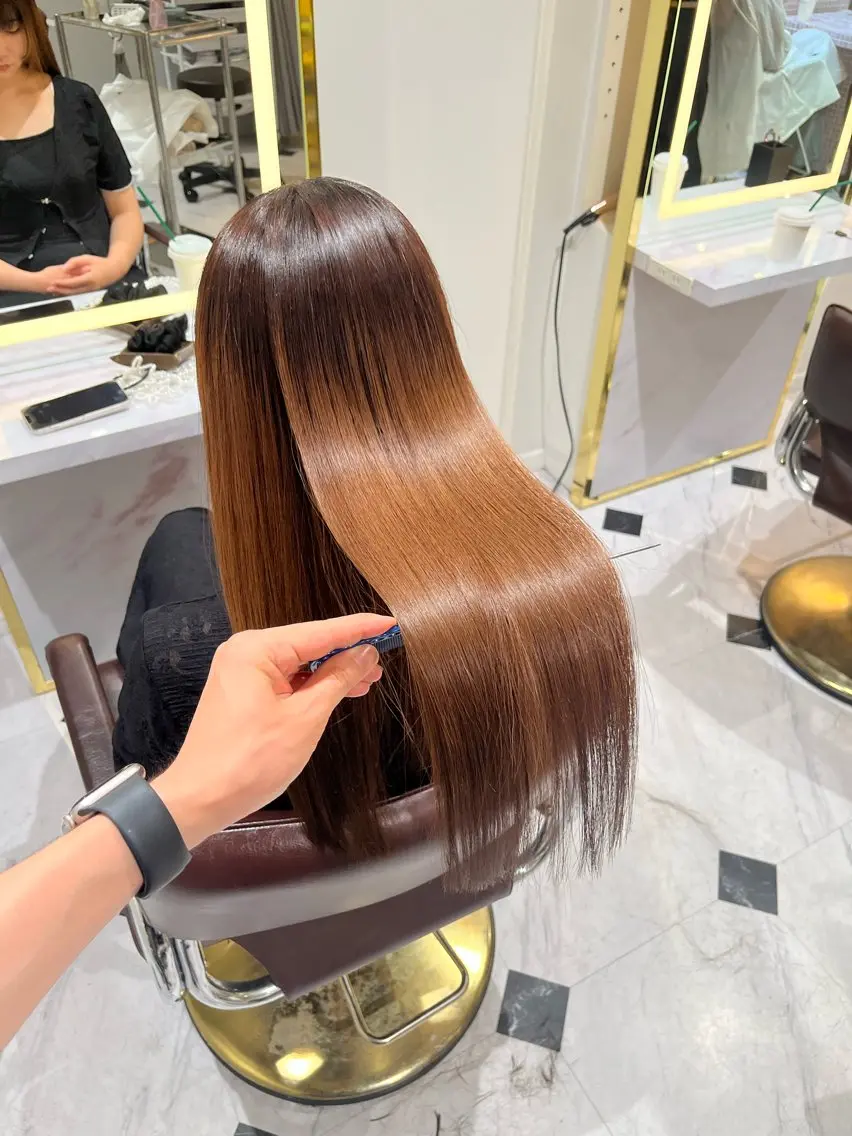 ロング 髪質改善・縮毛矯正 特化・ユウシンのヘアスタイル